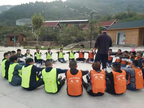 百煉成鋼、眾志成城—匯豐銷售精英國慶大練兵